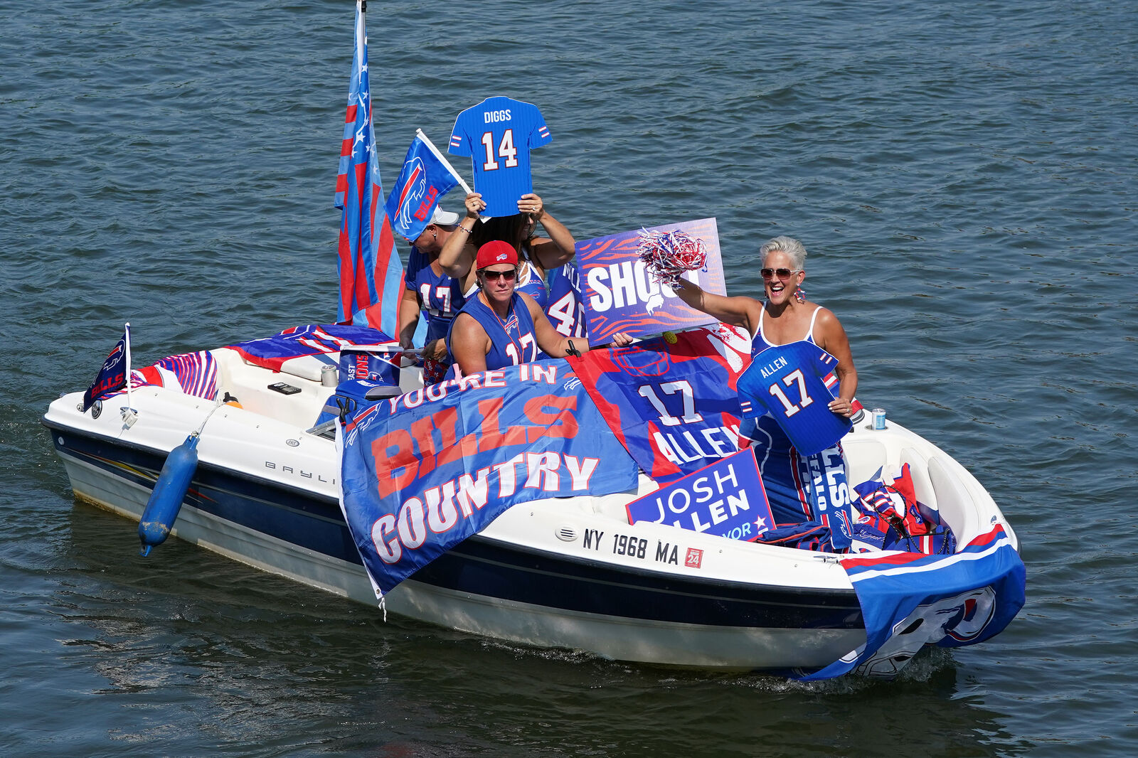 Bills Mafia Boat Parade